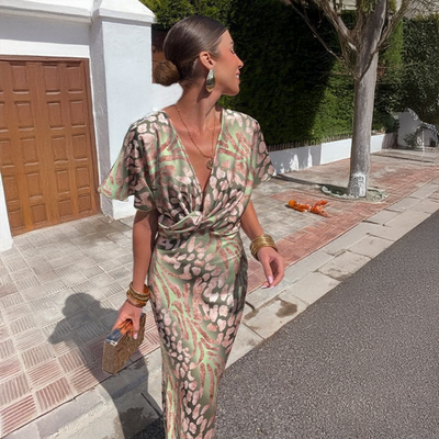 Ginevra | Elegant Kjole med Drapering