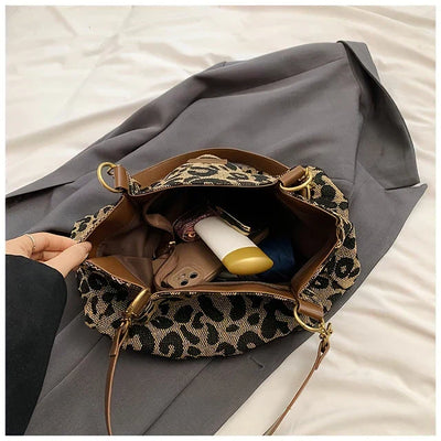 Selene – Chic Leopard Tote