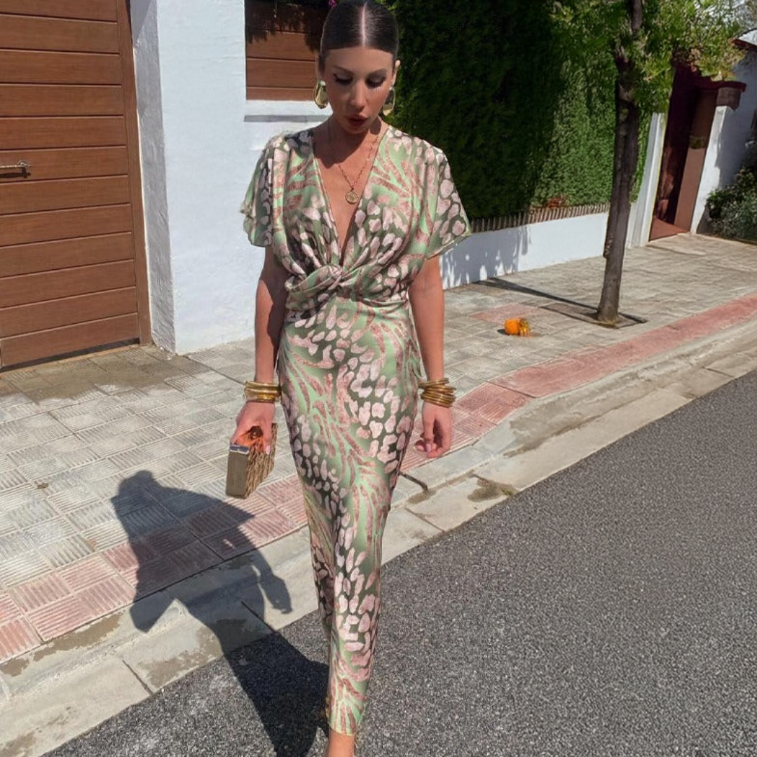 Ginevra | Elegant Kjole med Drapering