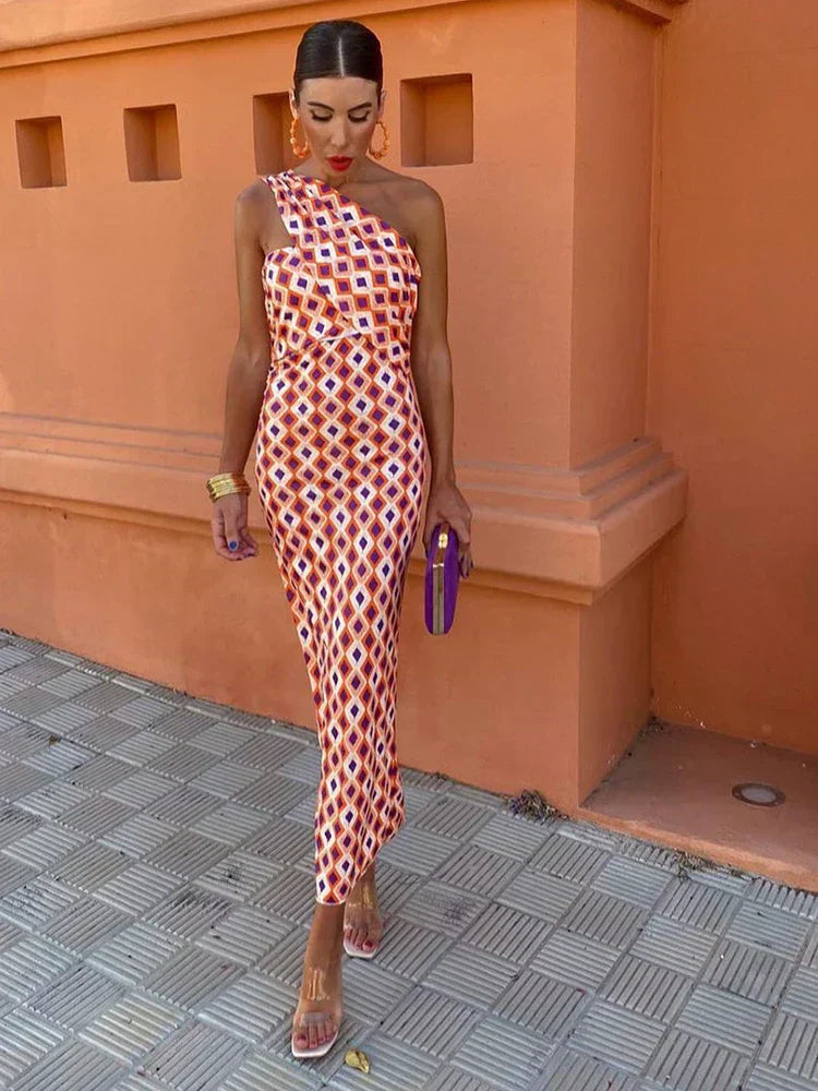 Irmgardi | Elegant Enskuldret Kjole
