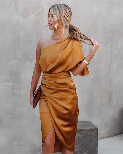 Dhalia | Elegant Asymmetrisk Kjole